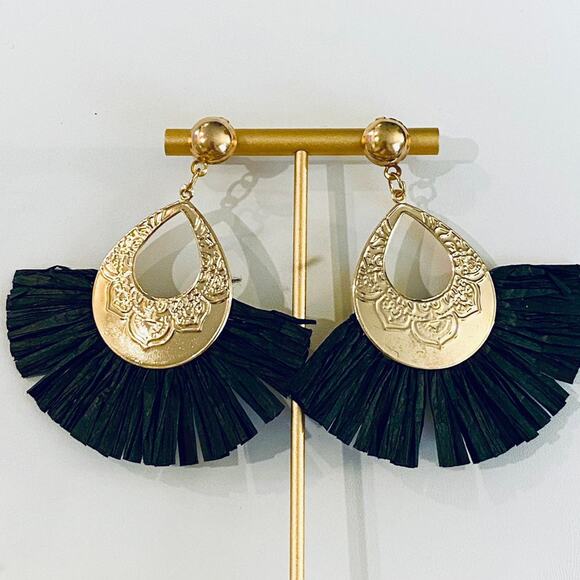Black Raffia Teardrop Drop Earrings - Picture 1 of 1